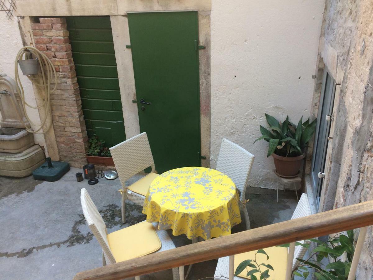 Studio Apartman Ana Split Exterior photo